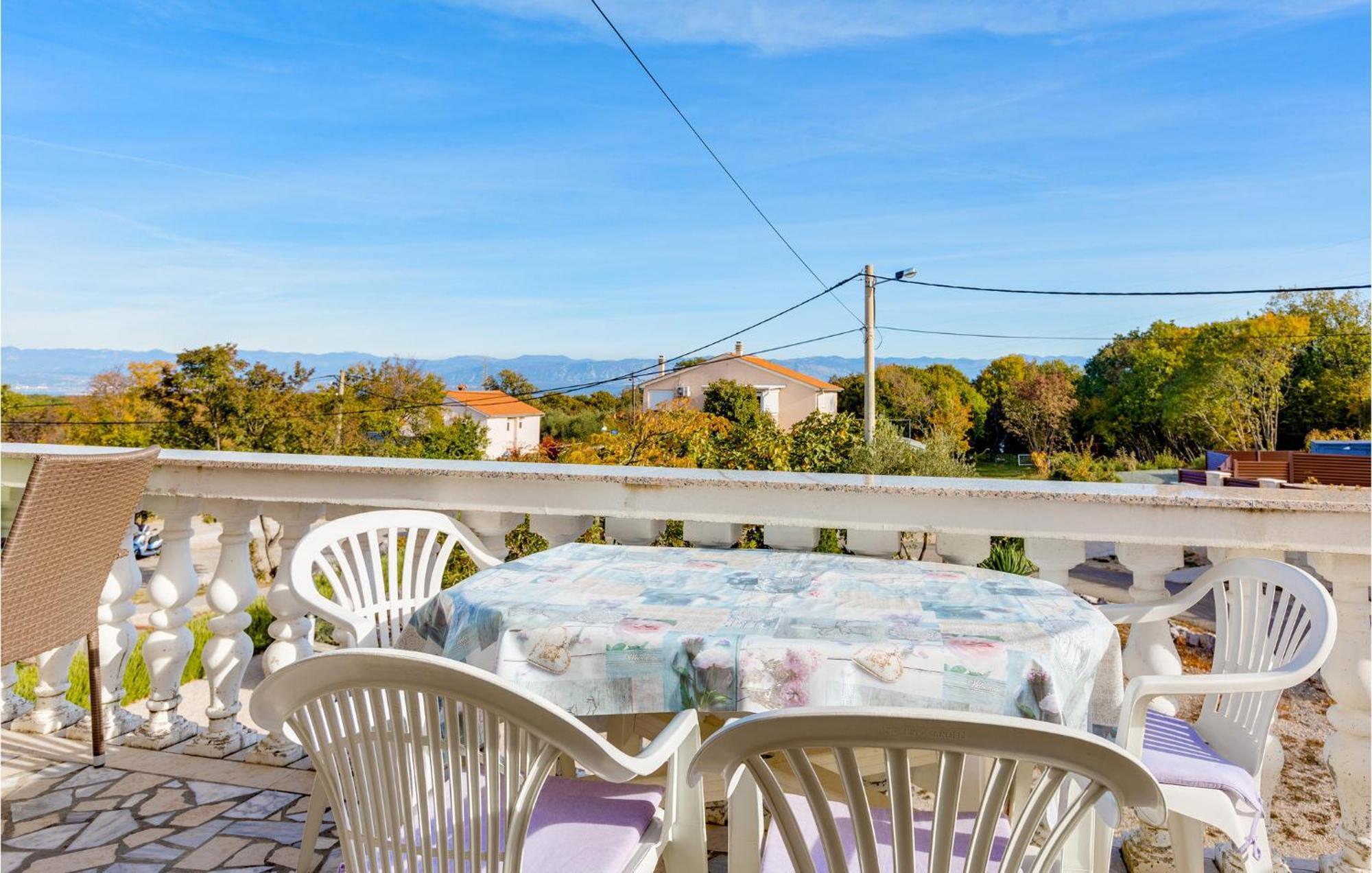 2 Bedroom Beautiful Apartment In Rasopasno Exterior foto